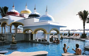 1riu-cancun-pool 1riu-cancun-pool